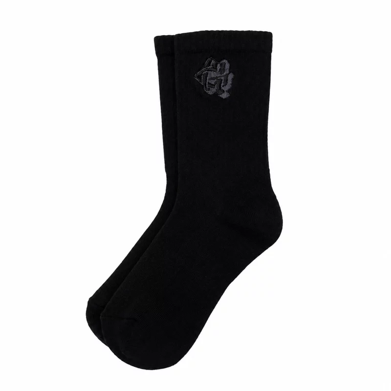 urbngrn-black-socks-pair-front-4k